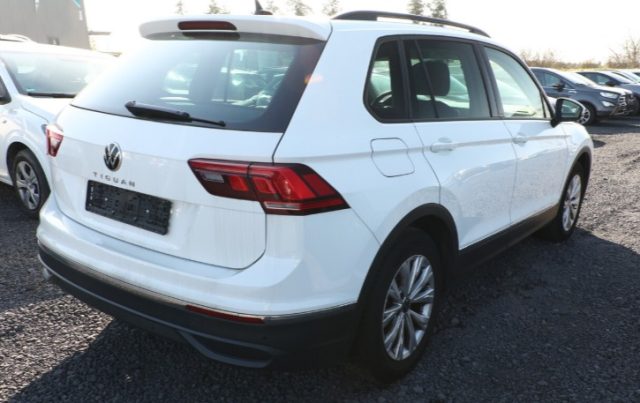 VOLKSWAGEN Tiguan usata, con Airbag laterali