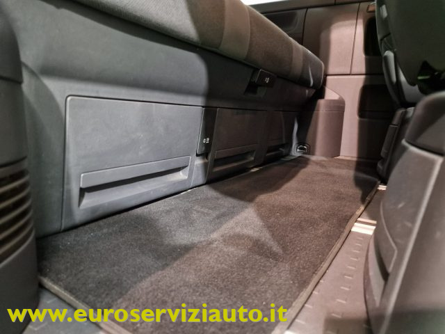 VOLKSWAGEN Multivan usata 48