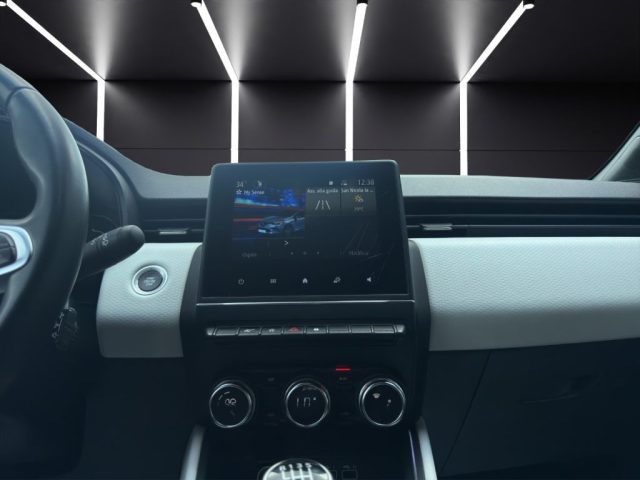 RENAULT Clio usata, con Sistema di navigazione
