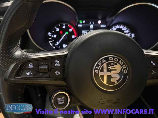 ALFA ROMEO Stelvio usata, con Volante in pelle