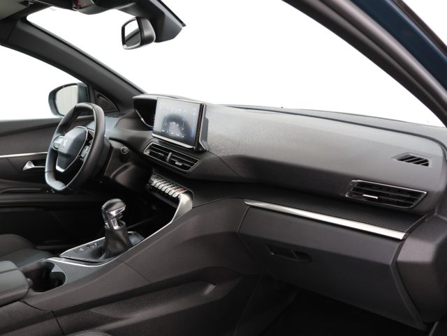 PEUGEOT 3008 usata, con Sistema di navigazione