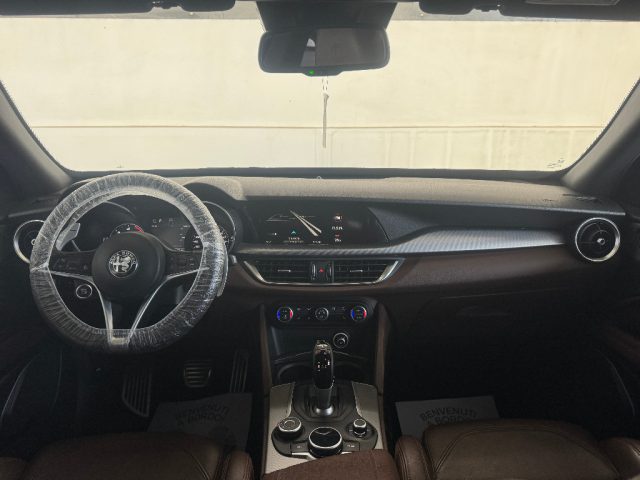 ALFA ROMEO Stelvio usata, con Specchietti laterali elettrici
