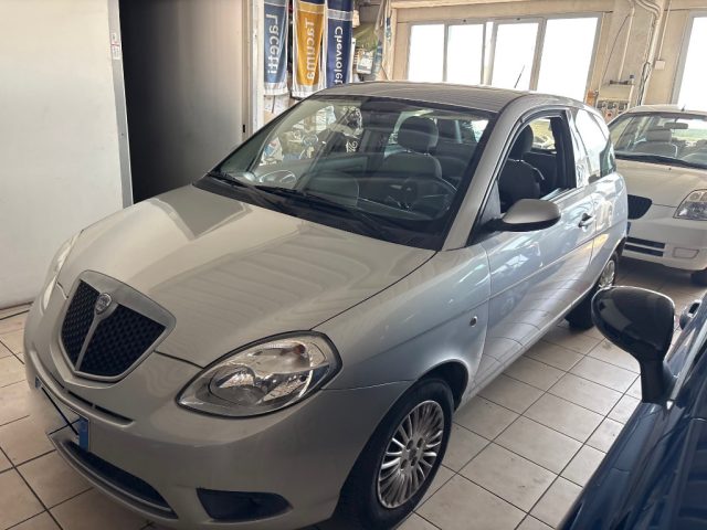 LANCIA Ypsilon usata, con ABS