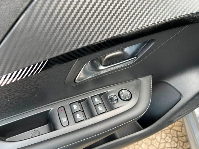 PEUGEOT 208 usata 23