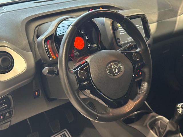 TOYOTA Aygo usata, con Sedile posteriore sdoppiato