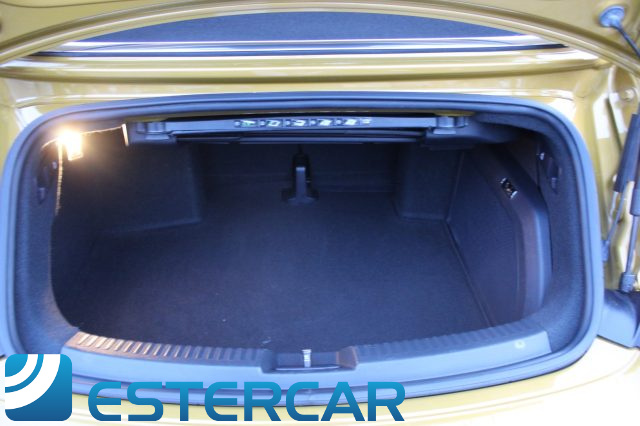 VOLKSWAGEN Maggiolino usata, con Sedili sportivi