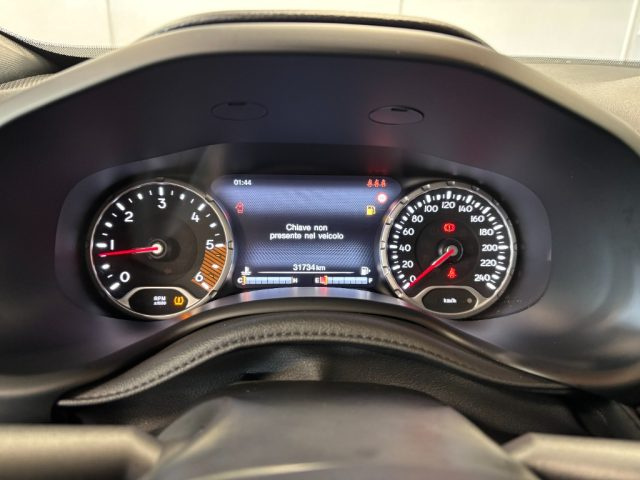 JEEP Renegade usata, con USB