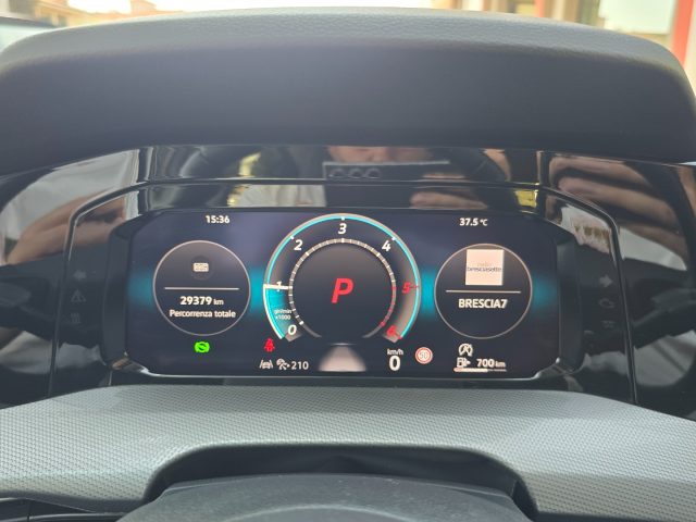 VOLKSWAGEN Golf usata, con Sound system