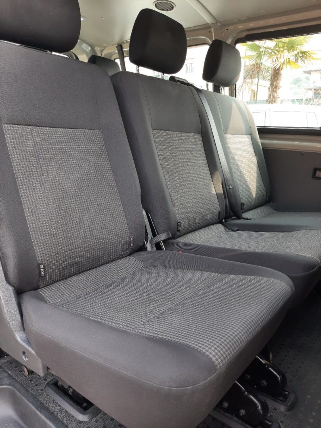 VOLKSWAGEN Transporter usata 32