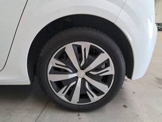 PEUGEOT 208 usata, con Specchietti laterali elettrici