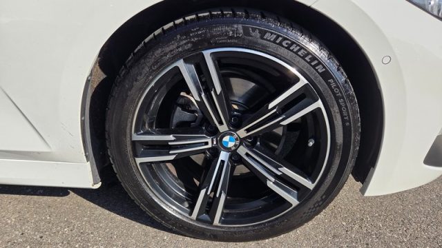 BMW 320 usata, con Autoradio
