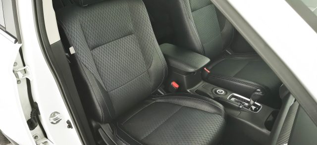 MITSUBISHI Outlander usata, con MP3