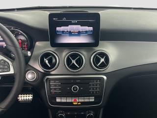 MERCEDES-BENZ CLA 200 usata 14