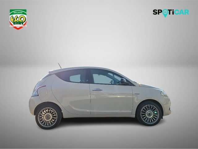 LANCIA Ypsilon usata, con Sensori di parcheggio posteriori