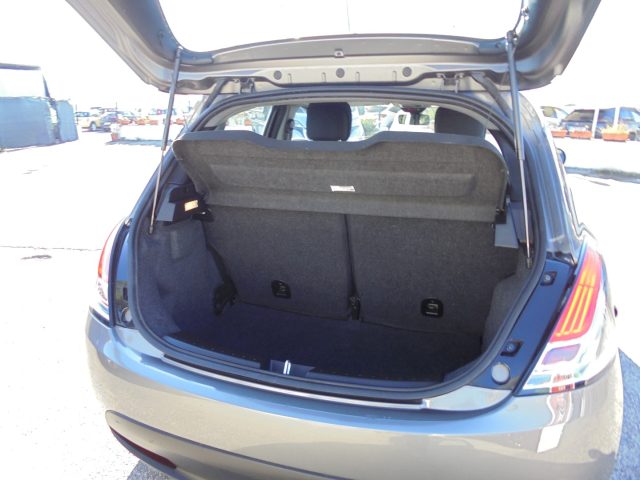 LANCIA Ypsilon usata, con Servosterzo