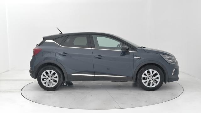 RENAULT Captur usata, con Autoradio