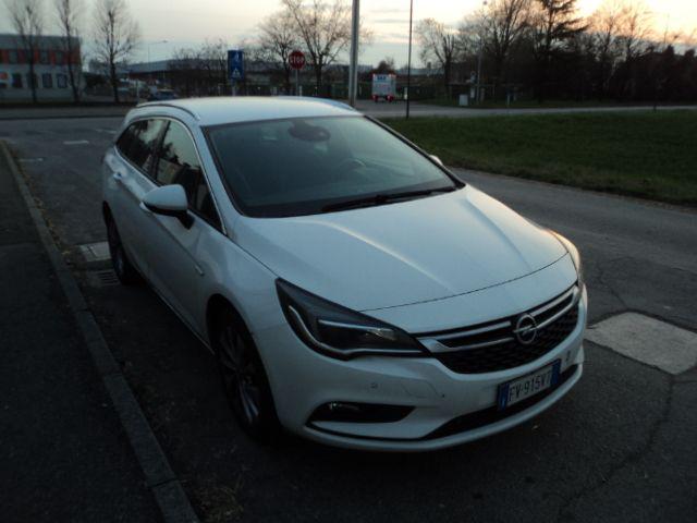 OPEL Astra usata, con Boardcomputer