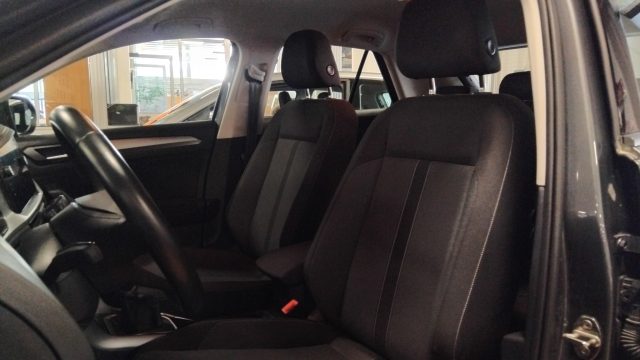 VOLKSWAGEN T-Roc usata, con Controllo elettronico della corsia