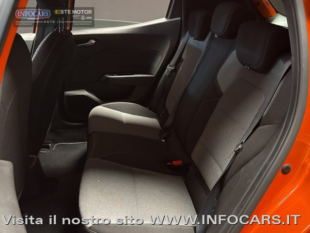 RENAULT Clio usata, con Boardcomputer