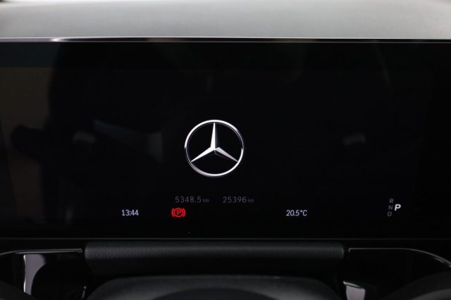 MERCEDES-BENZ CLA usata 6
