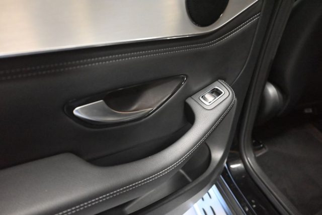 MERCEDES-BENZ GLC 220 usata 270