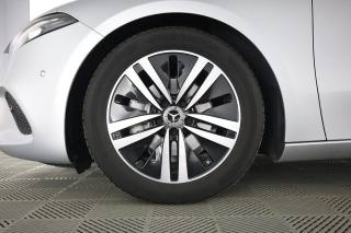MERCEDES-BENZ A 180 usata 8