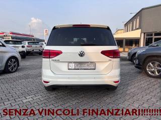 VOLKSWAGEN Touran usata, con Autoradio