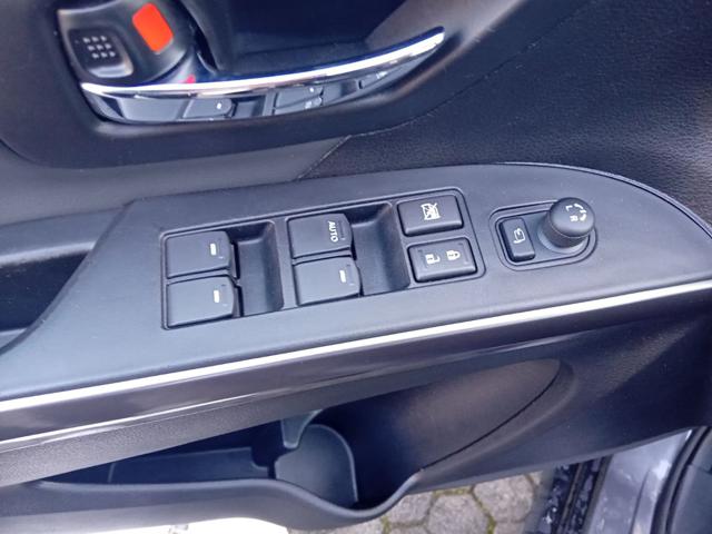 SUZUKI S-Cross usata, con Sedile posteriore sdoppiato