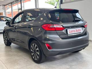 FORD Fiesta usata, con Autoradio