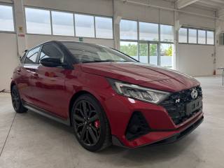 HYUNDAI i20 usata, con Airbag