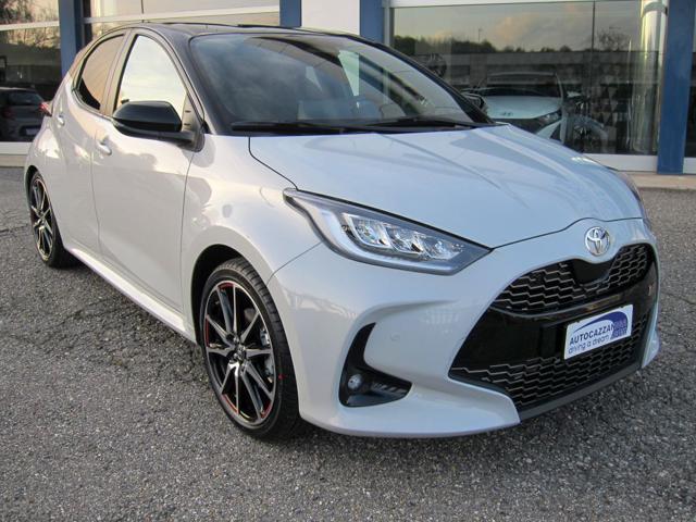 TOYOTA Yaris usata, con Autoradio