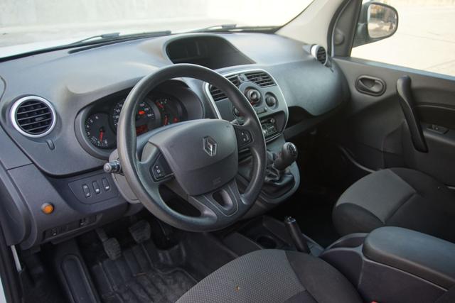RENAULT usata 8