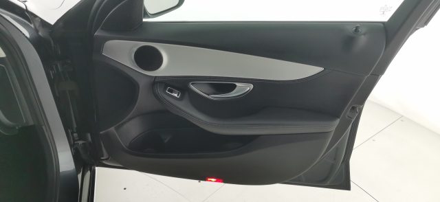 MERCEDES-BENZ C 200 usata 58