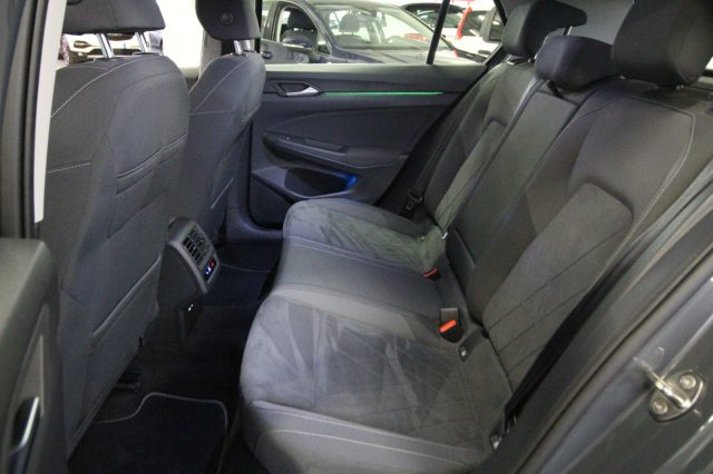 VOLKSWAGEN Golf usata, con Controllo automatico clima