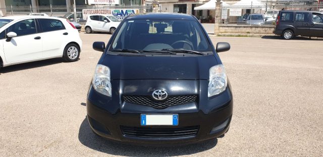 TOYOTA Yaris usata, con Airbag