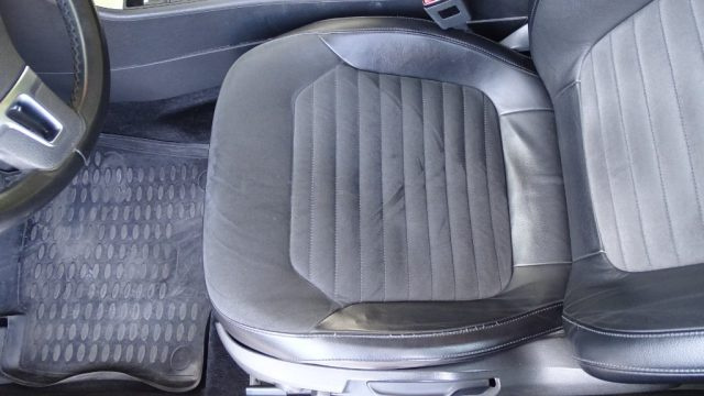 VOLKSWAGEN Passat usata 63