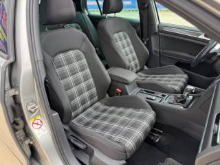 VOLKSWAGEN Golf GTD usata 27