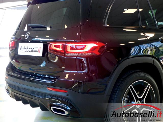 MERCEDES-BENZ GLB 200 usata, con Autoradio digitale