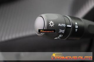 PEUGEOT 2008 usata, con Autoradio digitale