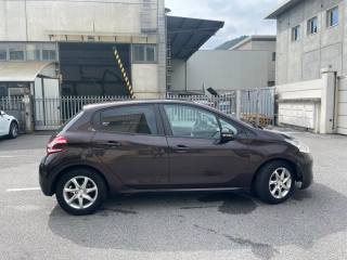 PEUGEOT 208 usata, con Alzacristalli elettrici