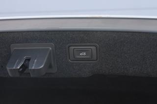 AUDI A8 usata, con Fari bi-xeno