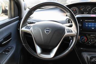 LANCIA Ypsilon usata, con Volante in pelle