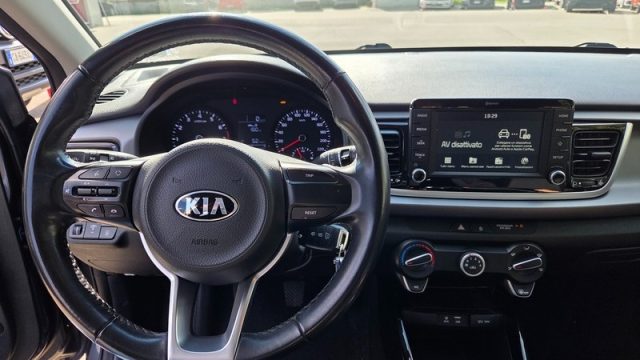 KIA Rio usata, con Luci diurne LED