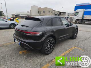PORSCHE Macan usata, con Alzacristalli elettrici