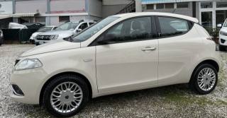 LANCIA Ypsilon usata, con Autoradio