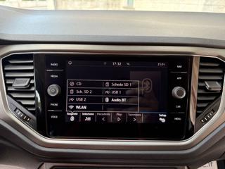VOLKSWAGEN T-Roc usata, con Autoradio digitale