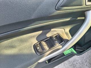FORD Fiesta usata, con Chiusura centralizzata