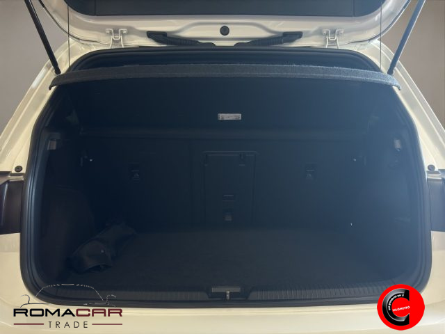 VOLKSWAGEN Golf usata, con Luci diurne LED