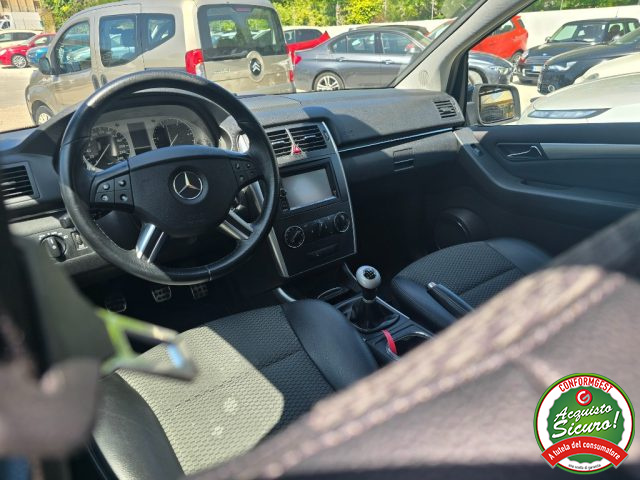 MERCEDES-BENZ B 200 usata, con Chiusura centralizzata