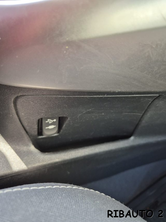TOYOTA Verso usata, con Isofix